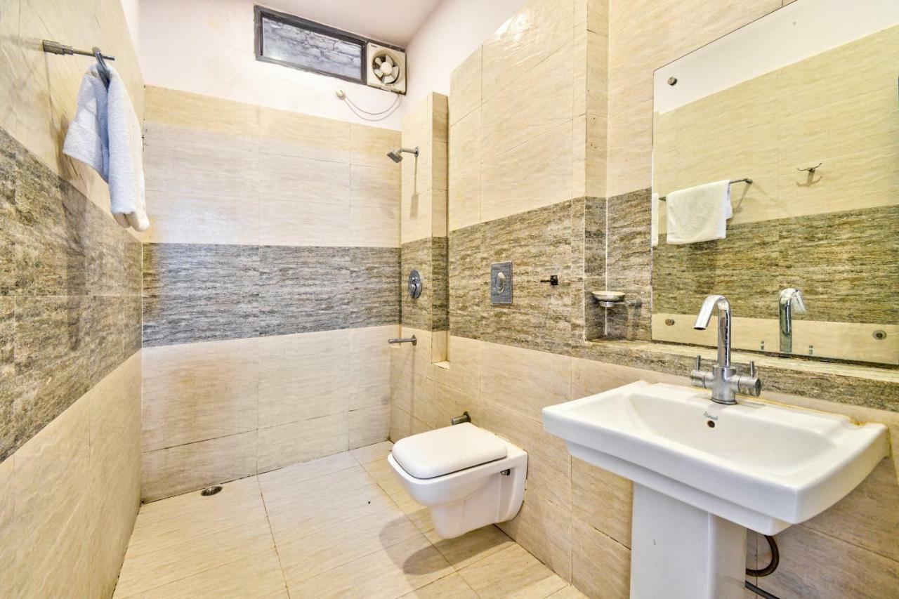 Capital O 40833 Maharaja Hotel & Restaurant Kashipur Bagian luar foto